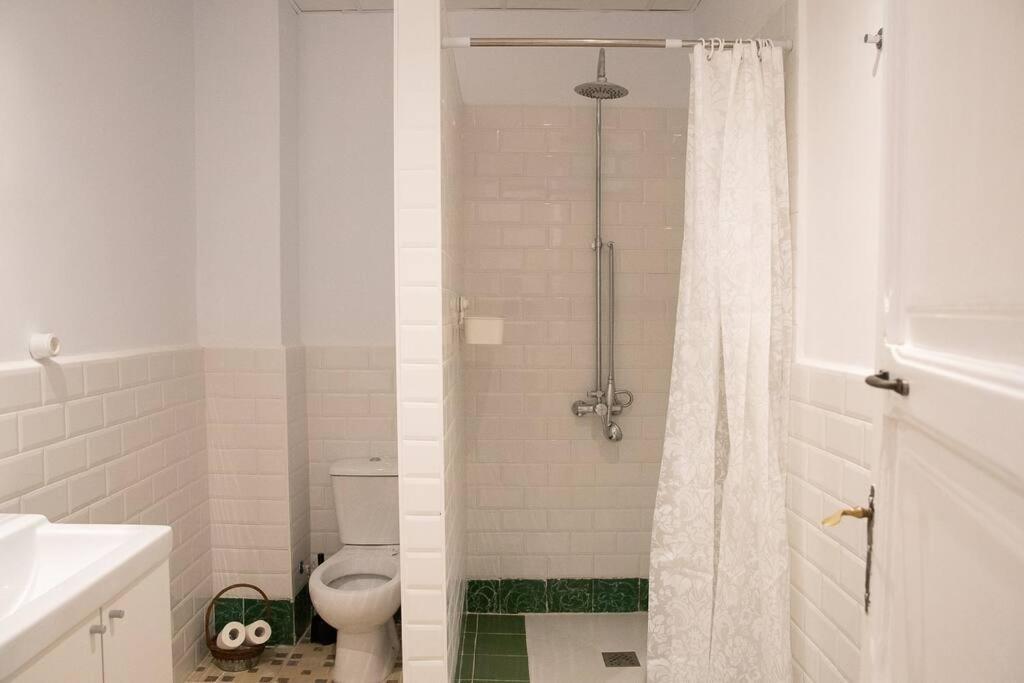 4 - Acogedora Habitacion Junto A Ruzafa Con Bano Privado Y Aire Acondicionado 瓦伦西亚 外观 照片